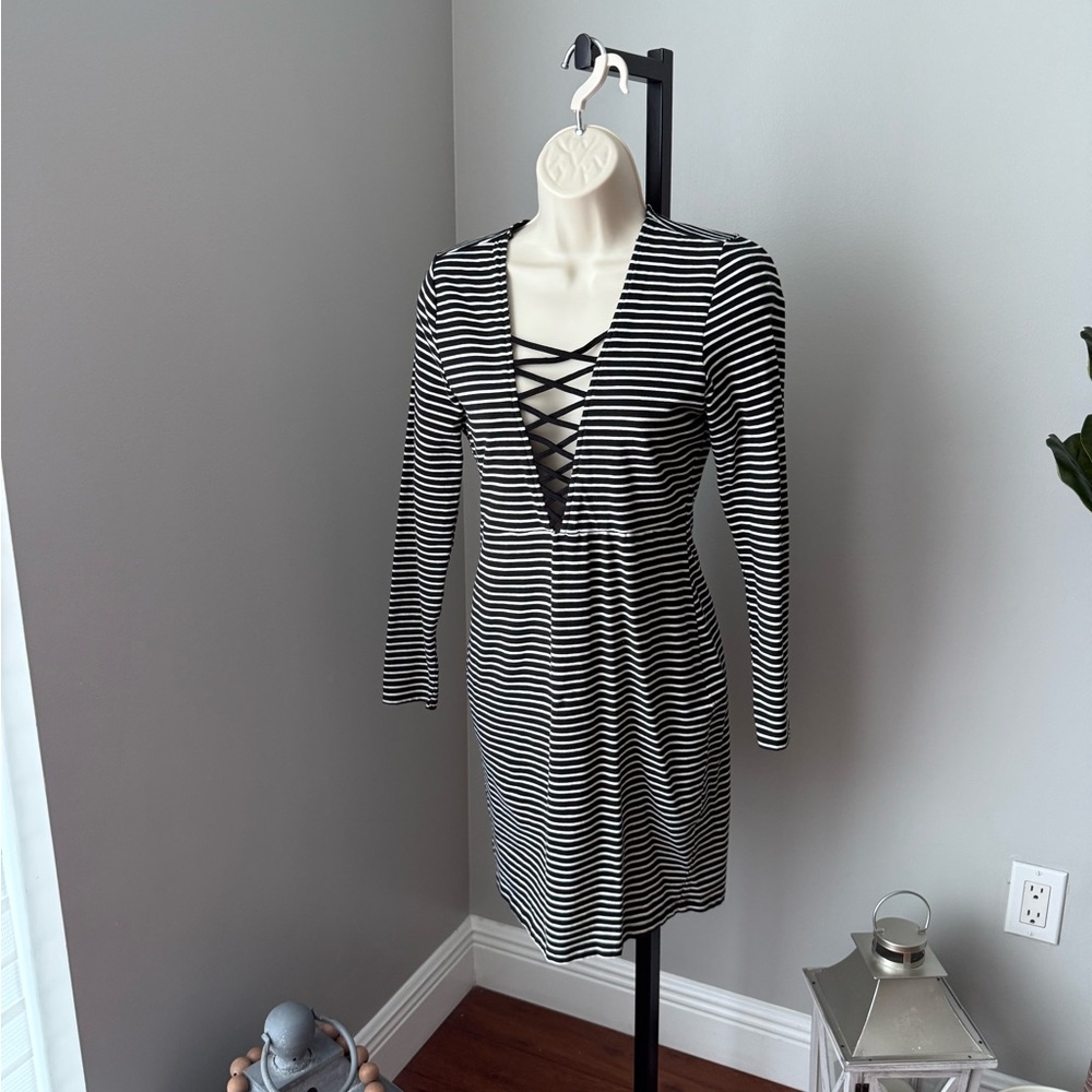 Express Black and White Striped Long Sleeve Dress